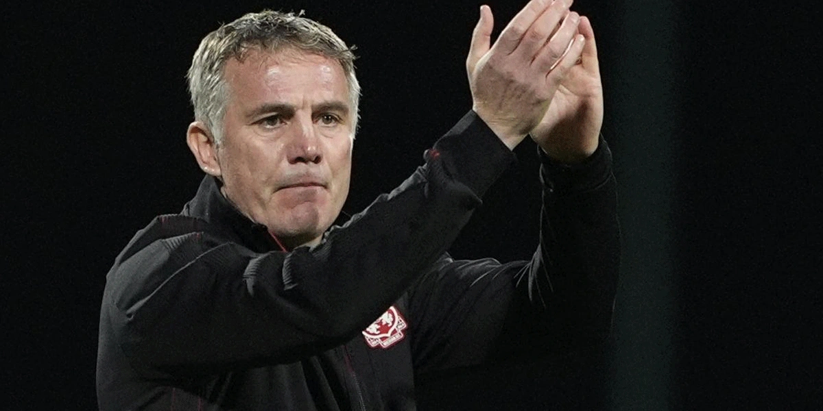 Komentar-Phil-Parkinson-Kemenangan-untuk-Diri-Sendiri