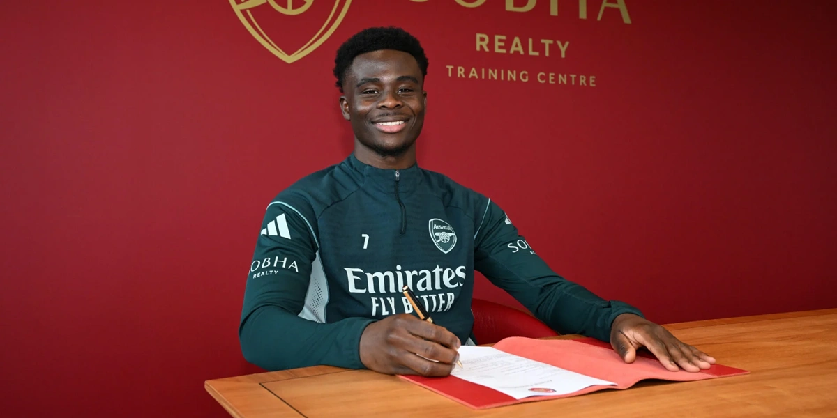 Bukayo Saka Perpanjang Kontrak hingga 2030, Komitmen Besar untuk Masa Depan Arsenal Bukayo Saka Perpanjang Kontrak hingga 2030, Komitmen Besar untuk Masa Depan Arsenal